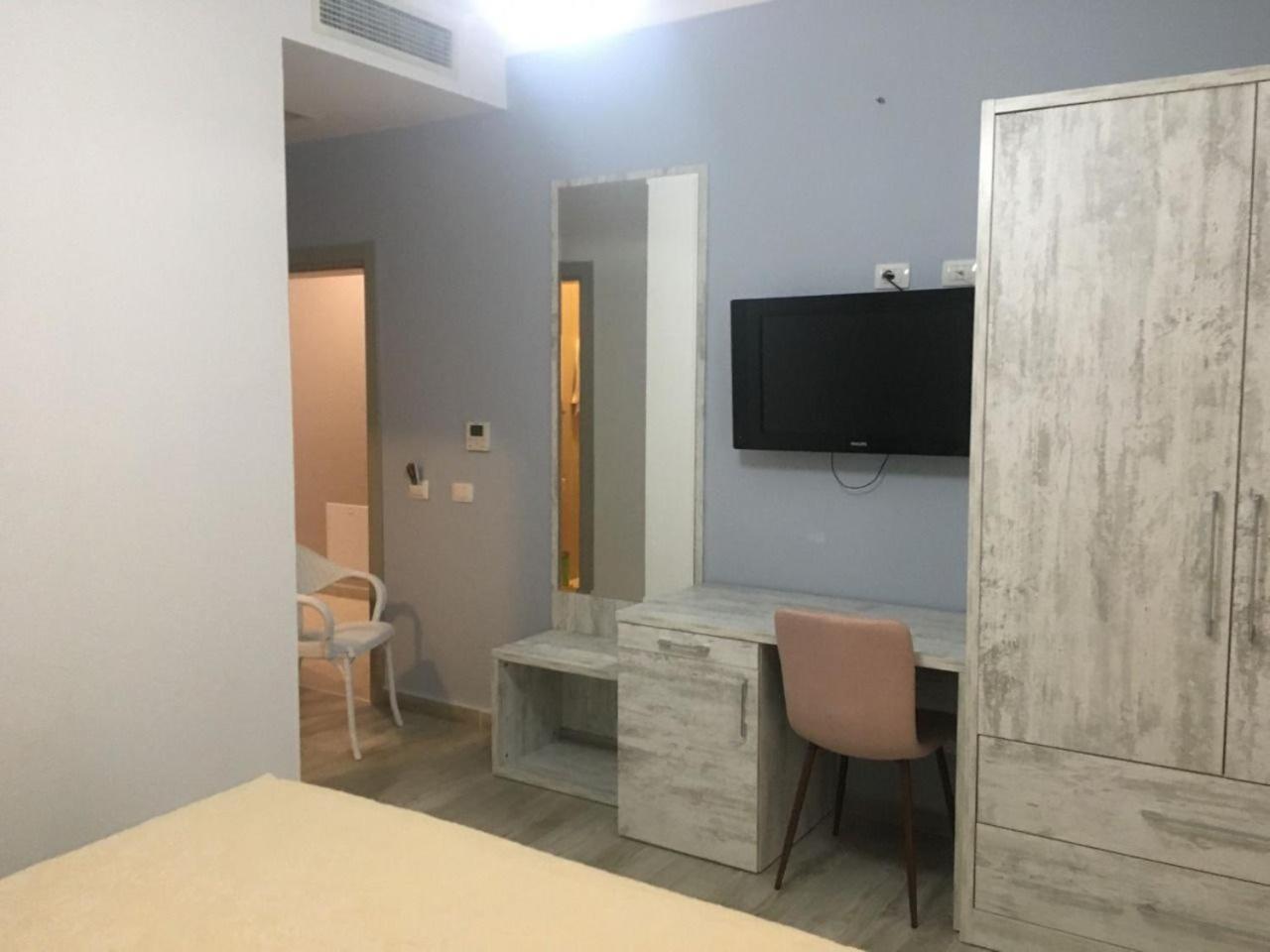 Hotel Maren Durrës 外观 照片