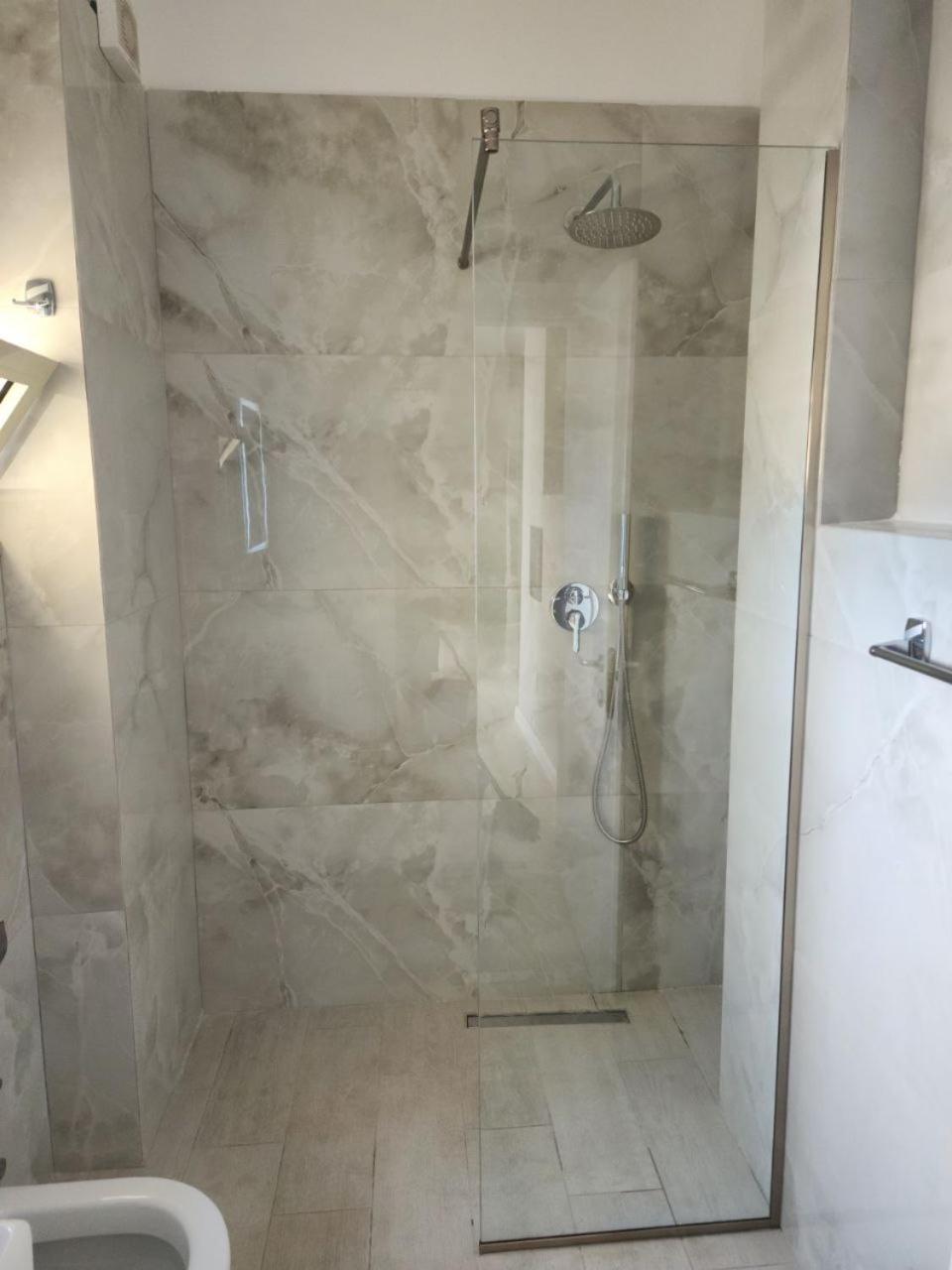 Hotel Maren Durrës 客房 照片