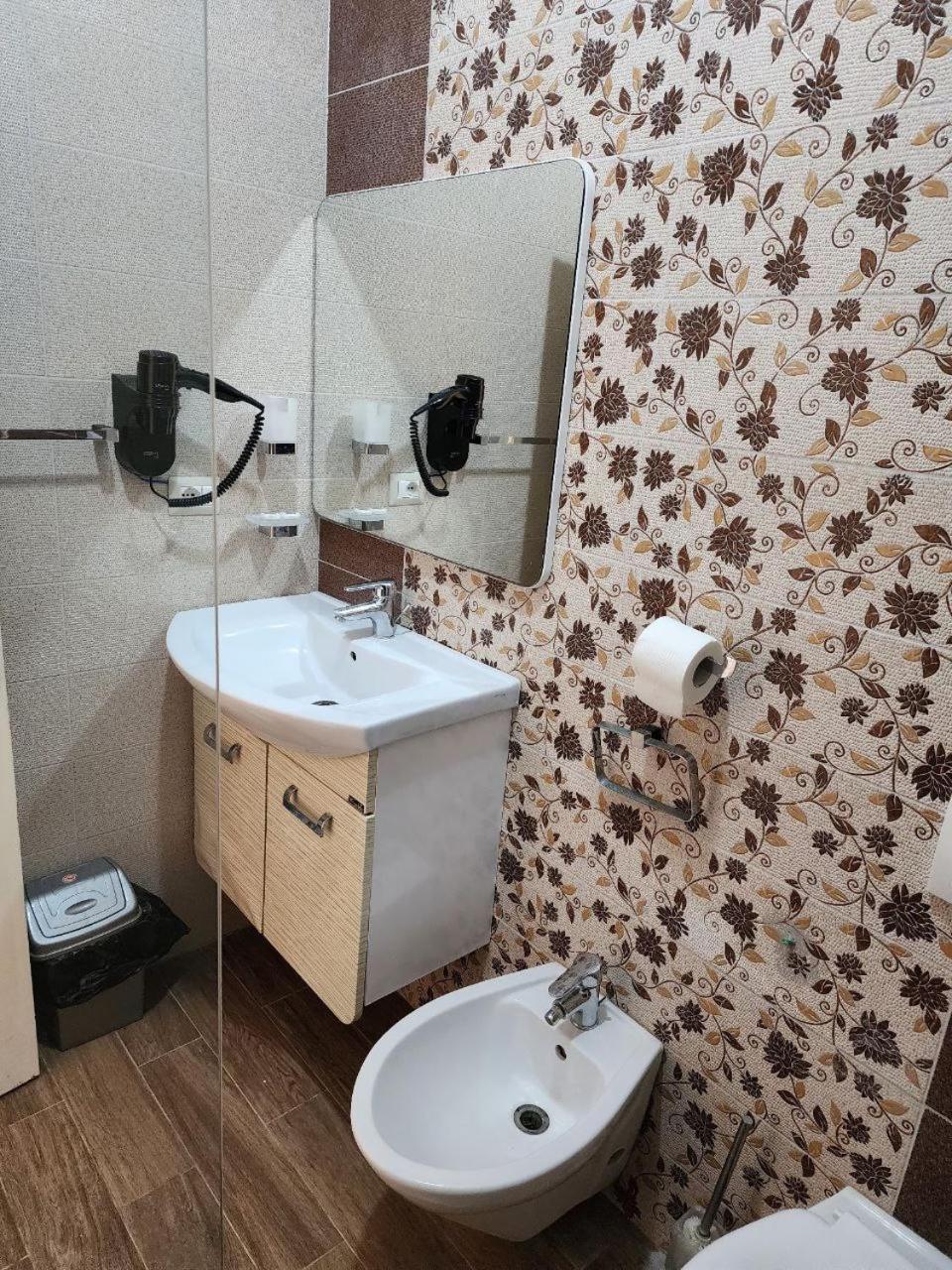 Hotel Maren Durrës 客房 照片